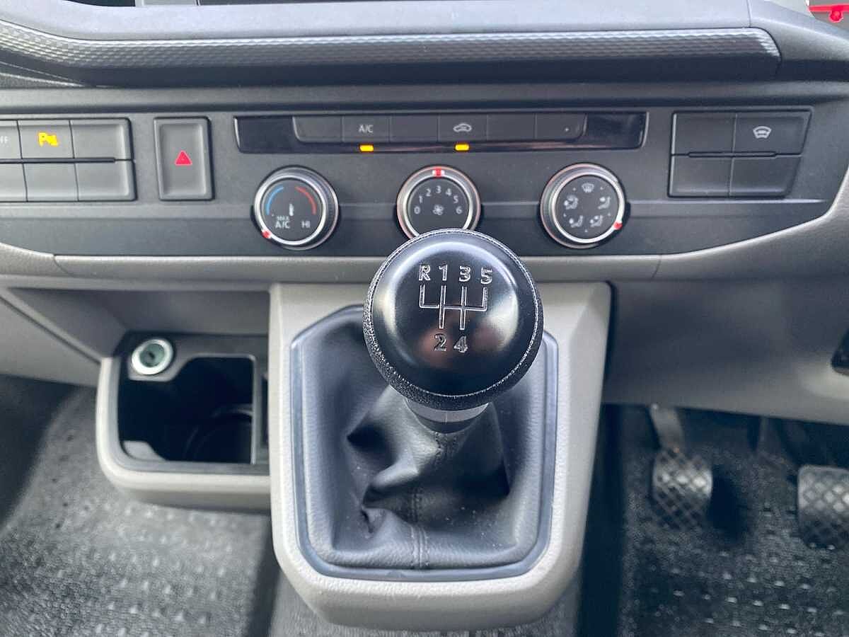 Volkswagen Transporter T28 Swb Diesel 2.0 TDI 110 Highline Van