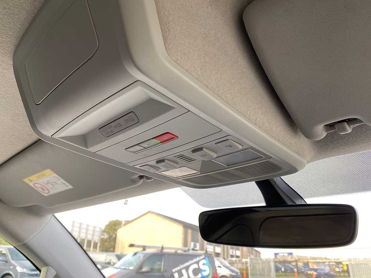 Volkswagen Transporter T28 Swb Diesel 2.0 TDI 110 Highline Van
