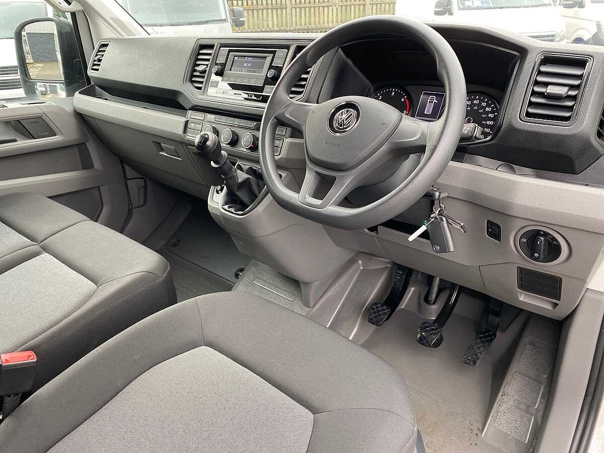 Volkswagen Crafter Cr35 Mwb Diesel Fwd 2.0 TDI 102Ps Startline High Roof Van