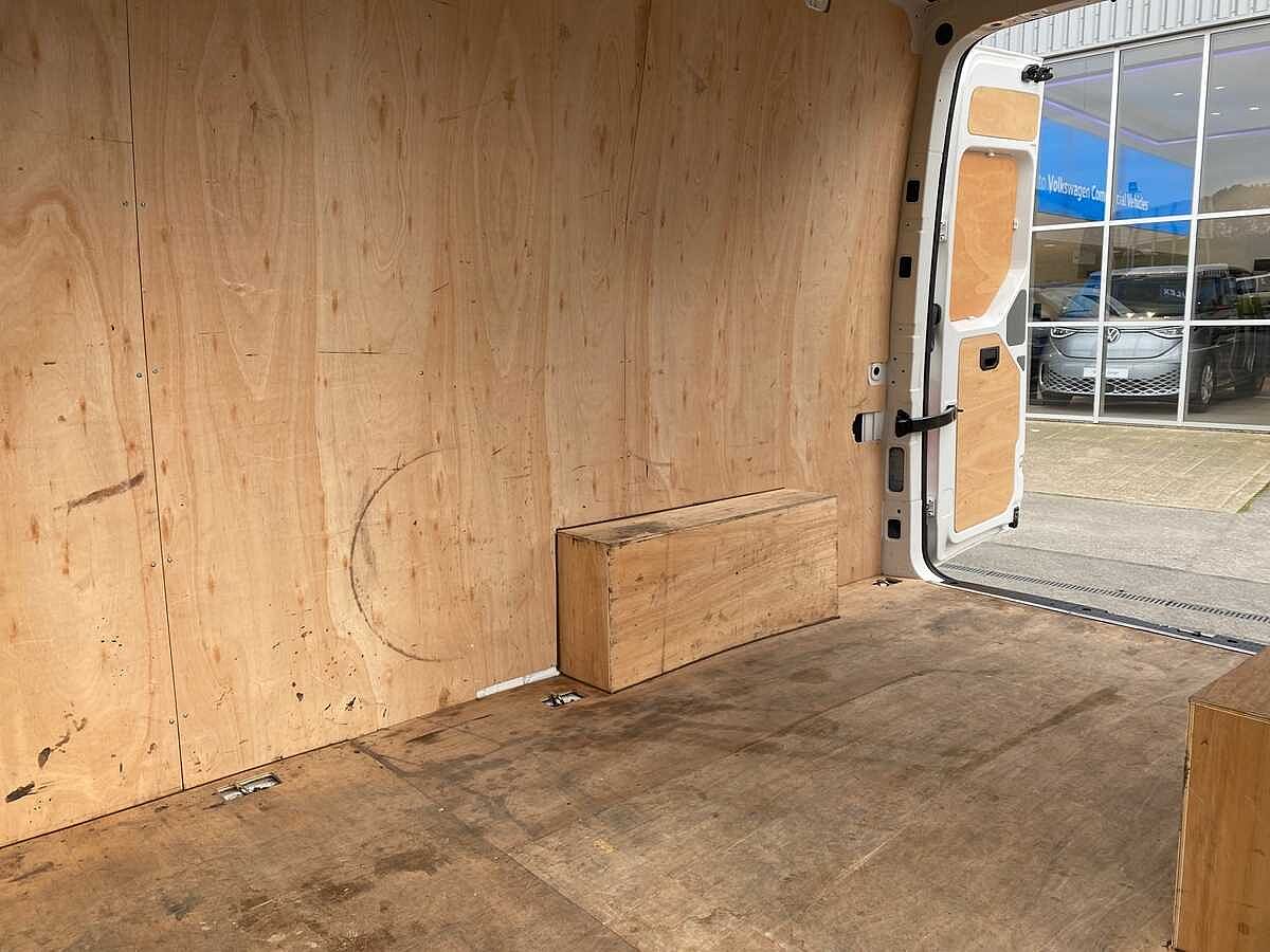 Volkswagen Crafter Cr35 Mwb Diesel Fwd 2.0 TDI 102Ps Startline High Roof Van