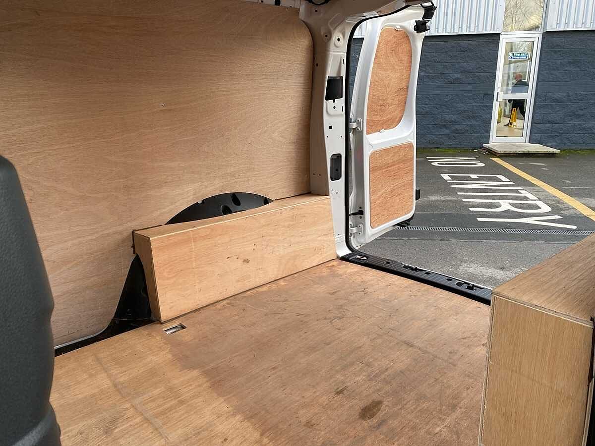 Volkswagen Caddy Cargo C20 Petrol 1.5 TSI 114Ps Commerce Plus Van