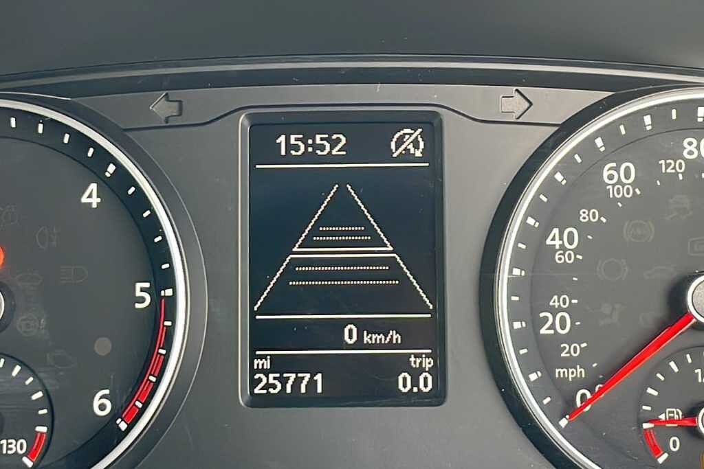 Volkswagen Transporter 2.0 TDI BMT 150 Highline Kombi Van DSG