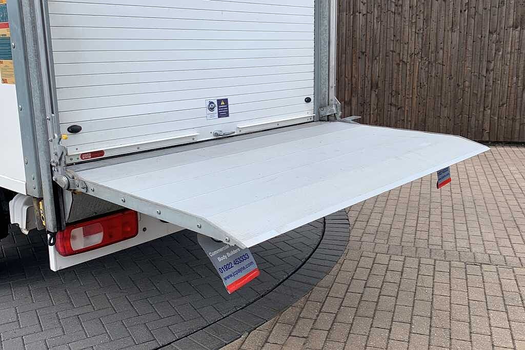 Volkswagen Crafter 2.0 TDI 140PS Startline Chassis cab