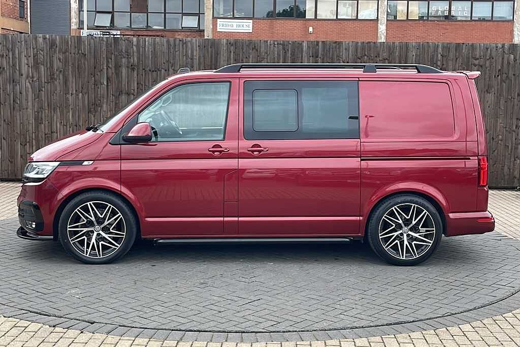 Volkswagen Transporter 2.0 BiTDI 204 Highline Kombi Van 4MOTION DSG