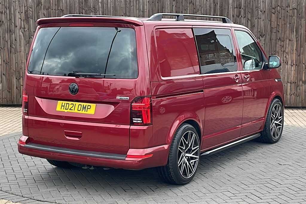 Volkswagen Transporter 2.0 BiTDI 204 Highline Kombi Van 4MOTION DSG