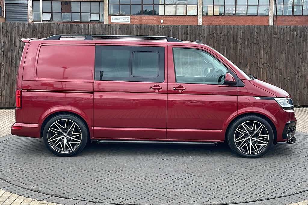 Volkswagen Transporter 2.0 BiTDI 204 Highline Kombi Van 4MOTION DSG