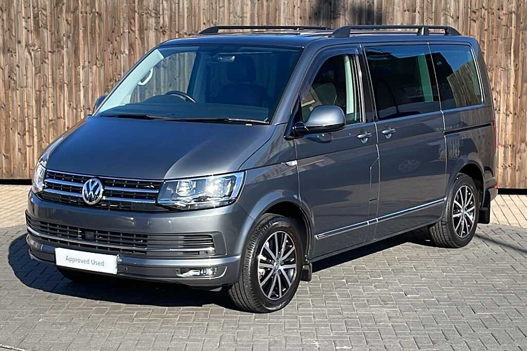 Volkswagen Caravelle 2.0 TDI BlueMotion Tech 199 Executive 5dr DSG