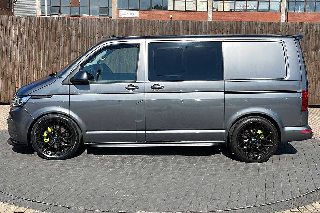 Volkswagen Transporter 2.0 BiTDI 199 Highline Kombi Van DSG