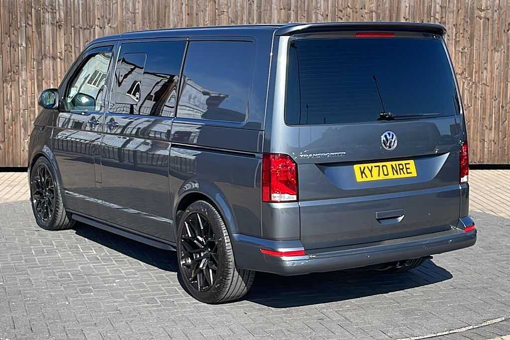 Volkswagen Transporter 2.0 BiTDI 199 Highline Kombi Van DSG