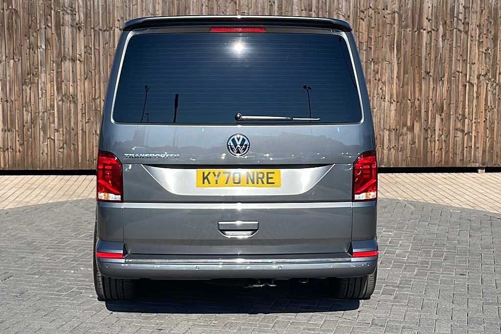Volkswagen Transporter 2.0 BiTDI 199 Highline Kombi Van DSG