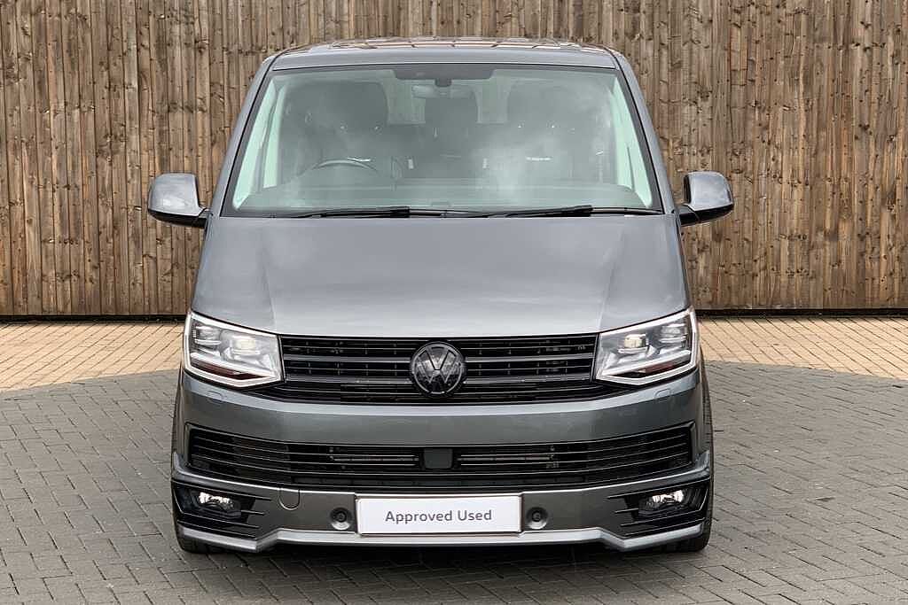 Volkswagen Transporter 2.0 BiTDI BMT 204 Highline Kombi Van 4MOTION DSG