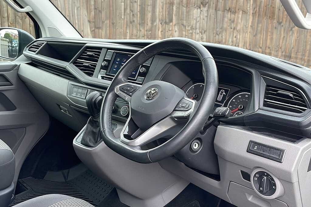 Volkswagen Transporter 2.0 BiTDI 199 Highline Kombi Van DSG