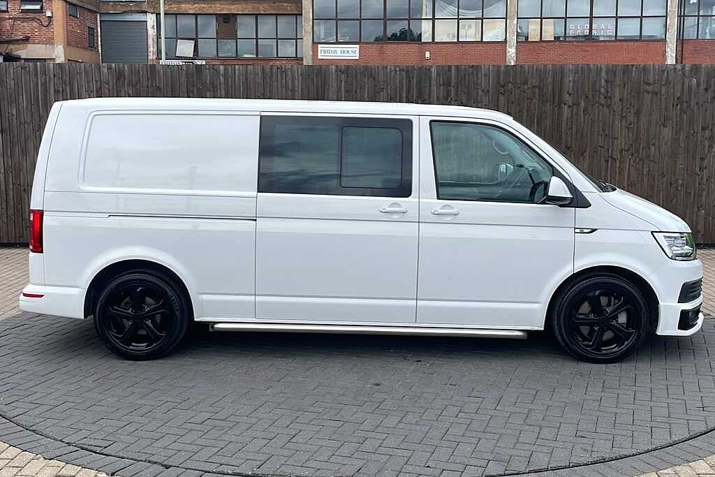 Volkswagen Transporter 2.0 TDI BMT 150 Startline Window Van DSG