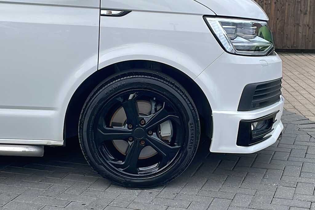 Volkswagen Transporter 2.0 TDI BMT 150 Startline Window Van DSG