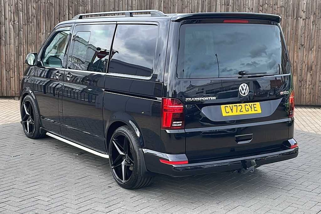 Volkswagen Transporter 2.0 BiTDI 204 Highline Kombi Van 4MOTION DSG