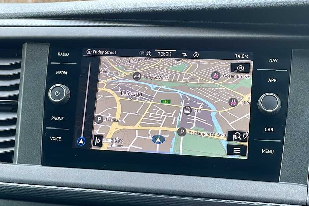 Volkswagen Transporter 2.0 BiTDI 204 Highline Kombi Van 4MOTION DSG