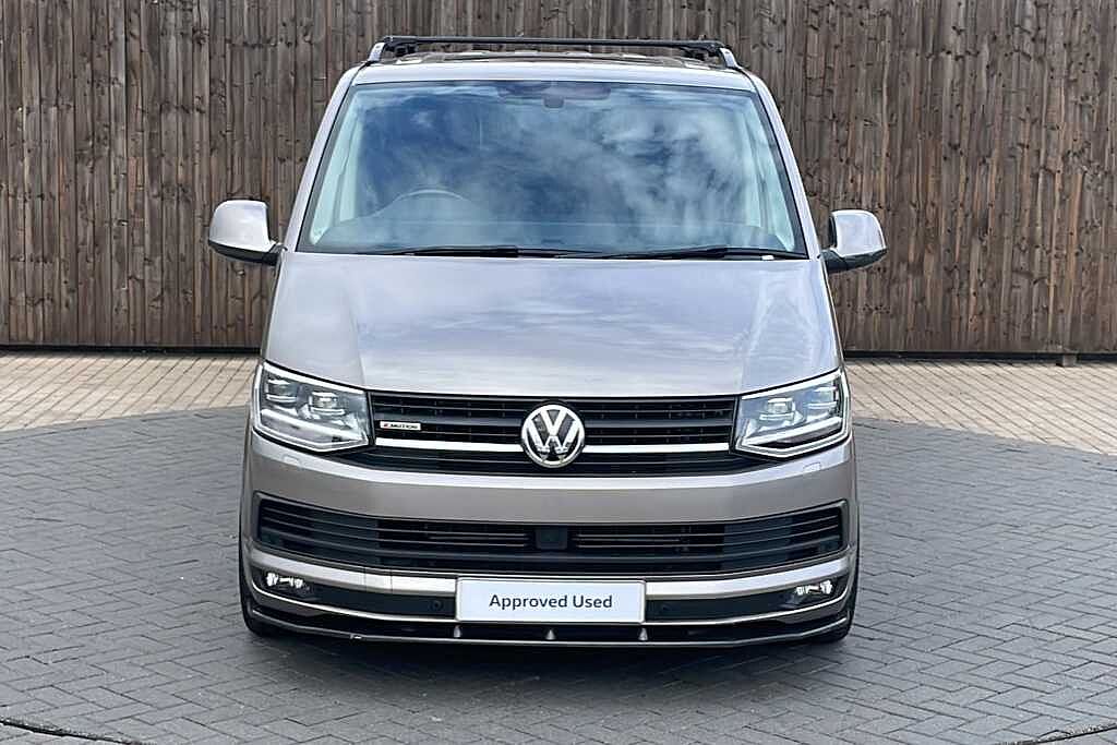Volkswagen Transporter 2.0 BiTDI BMT 204 Highline Kombi Van 4MOTION DSG