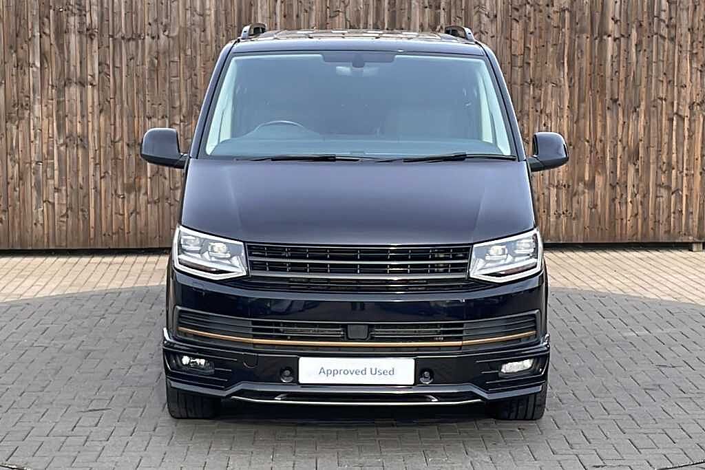 Volkswagen Transporter 2.0 BiTDI BMT 204 Highline Kombi Van DSG