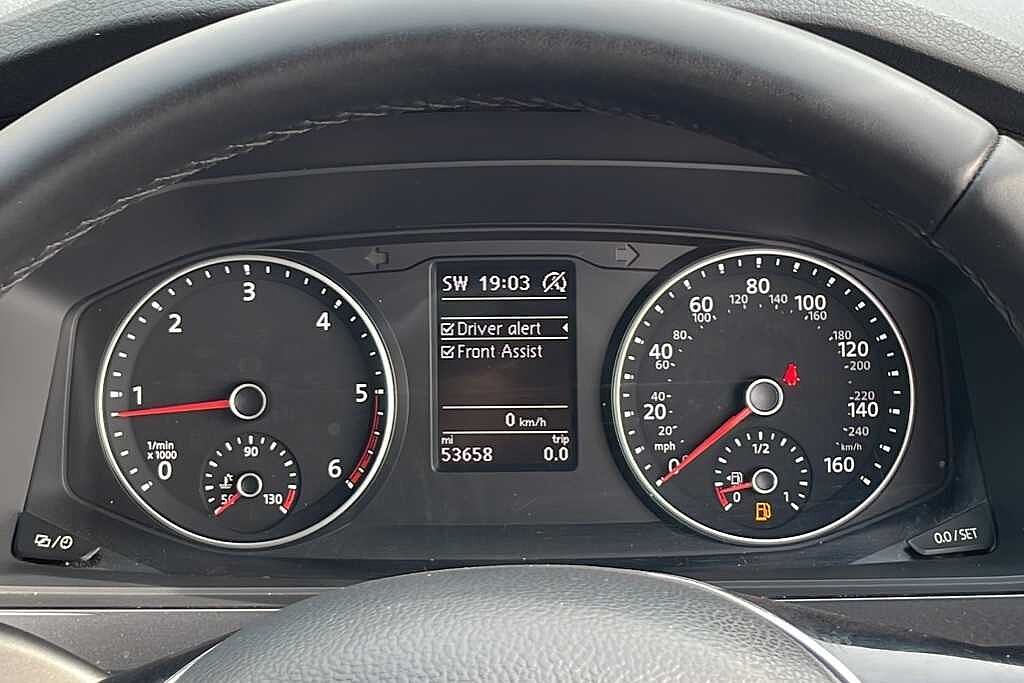 Volkswagen Transporter 2.0 BiTDI BMT 204 Highline Kombi Van DSG