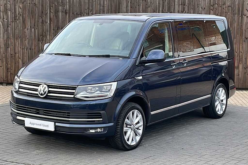 Volkswagen Caravelle 2.0 TDI BlueMotion Tech 199 Executive 5dr DSG