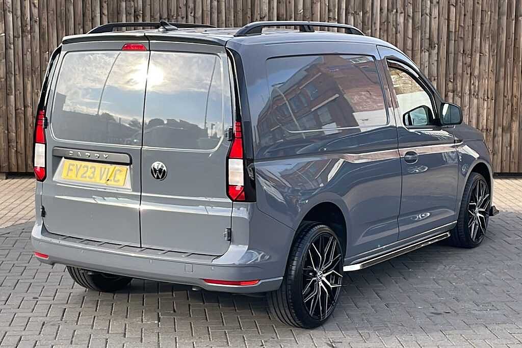 Volkswagen Caddy 2.0 TDI 122PS Commerce Plus Van DSG