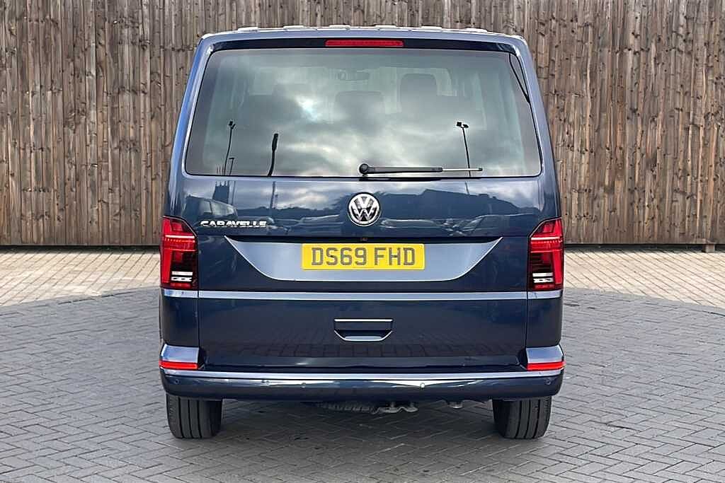 Volkswagen Caravelle 2.0 TDI SE 199 5dr LWB DSG