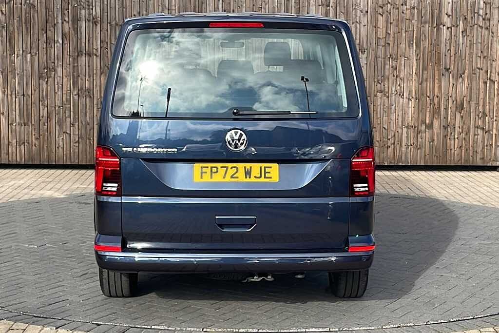 Volkswagen Transporter 2.0 TDI 150PS SE Minibus