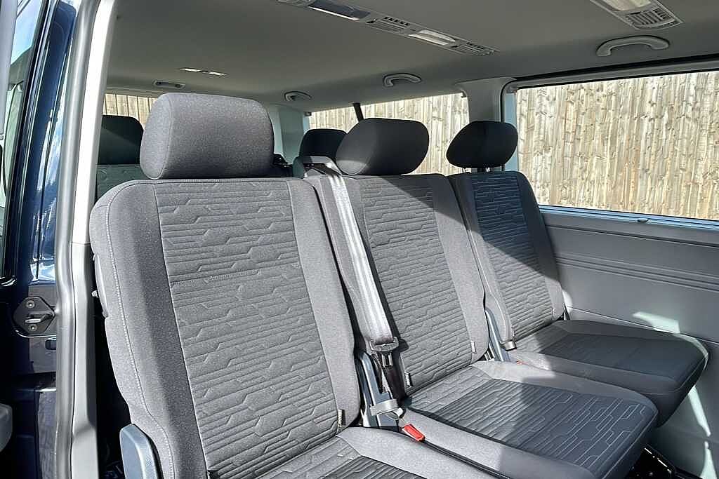 Volkswagen Transporter 2.0 TDI 150PS SE Minibus