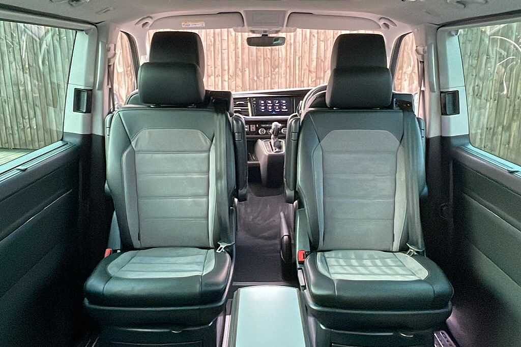 Volkswagen Caravelle 2.0 TDI Executive 150 5dr DSG