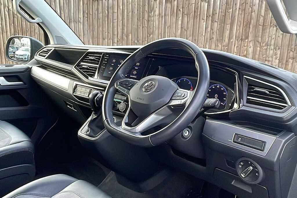 Volkswagen Caravelle 2.0 TDI Executive 150 5dr DSG