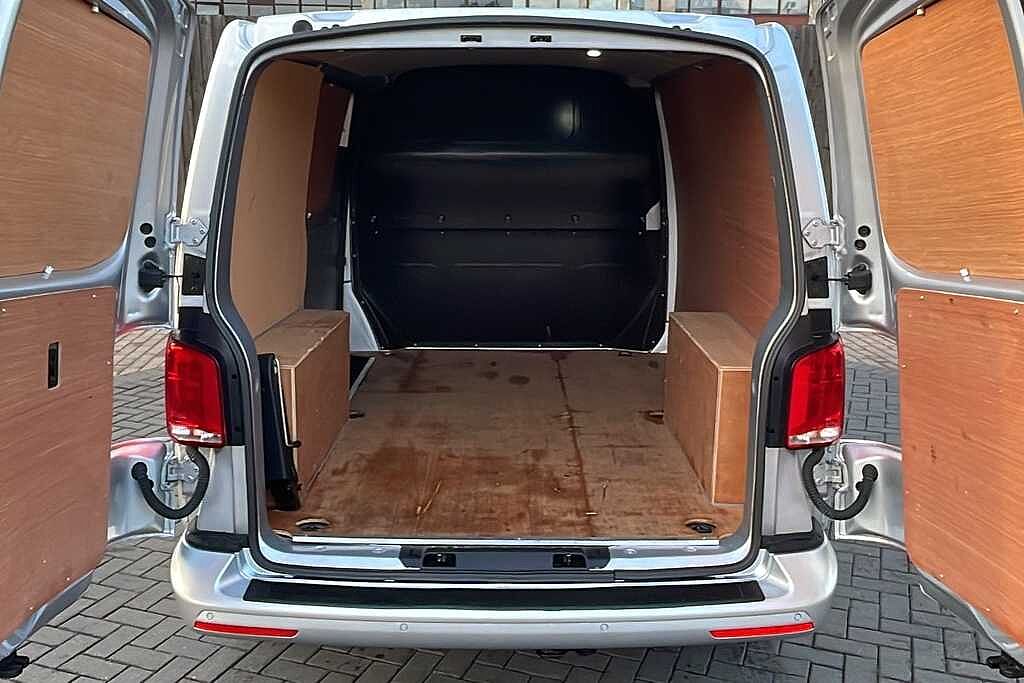 Volkswagen Transporter 2.0 BiTDI 204 Highline Van DSG