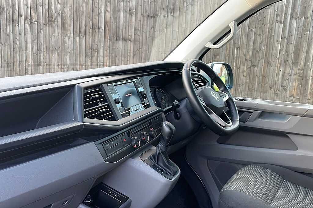 Volkswagen Transporter 2.0 BiTDI 204 Highline Van DSG