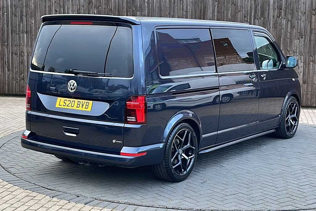 Volkswagen Transporter 2.0 TDI 150 Highline Kombi Van DSG