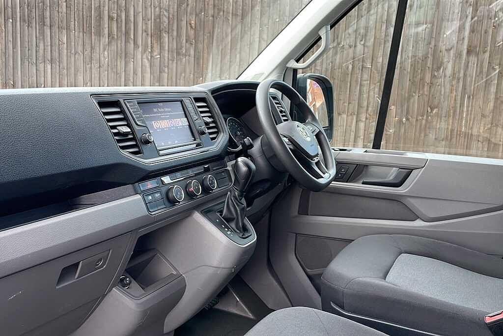 Volkswagen Crafter 2.0 TDI 140PS Trendline Business H/Roof Van Auto
