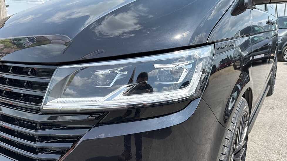 Volkswagen Transporter T32 Kombi Highline SWB 204 PS 2.0 TDI 7sp DSG