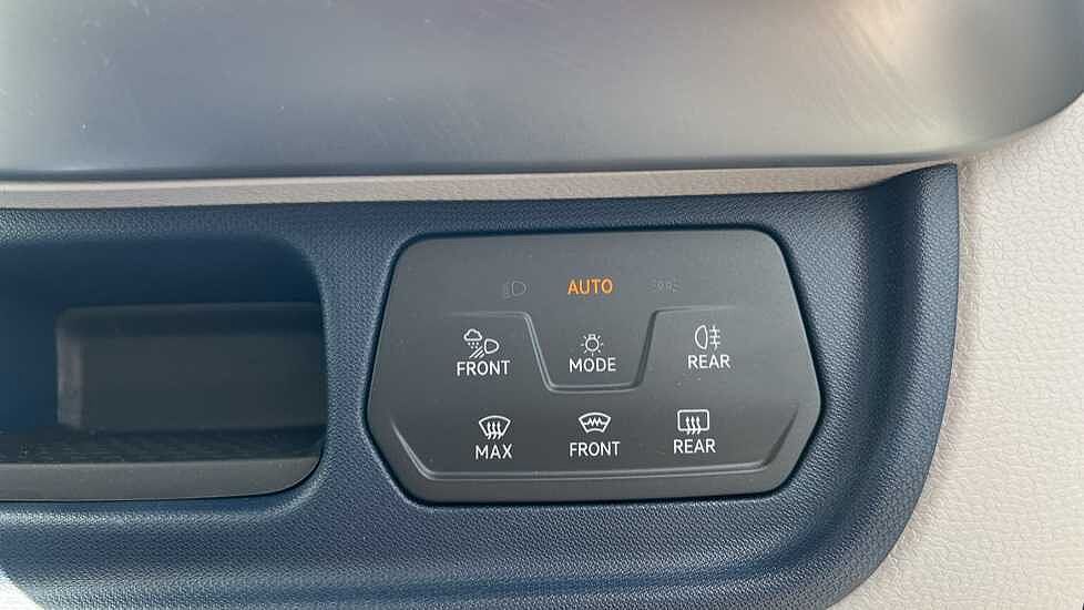 Volkswagen Id.buzz ID. Buzz 1st Edition SWB 204 PS 77 kWh Pro Electric 1 Speed Automatic