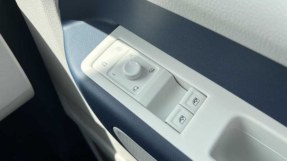 Volkswagen Id.buzz ID. Buzz 1st Edition SWB 204 PS 77 kWh Pro Electric 1 Speed Automatic