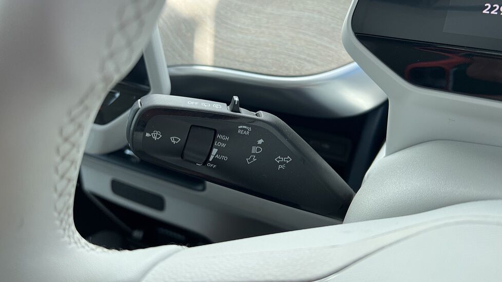 Volkswagen Id.buzz ID. Buzz 1st Edition SWB 204 PS 77 kWh Pro Electric 1 Speed Automatic