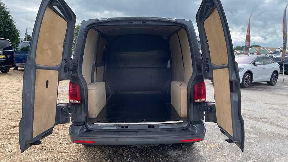 Volkswagen Transporter T28 Panel van Highline SWB 110 PS 2.0 TDI 5sp Manual