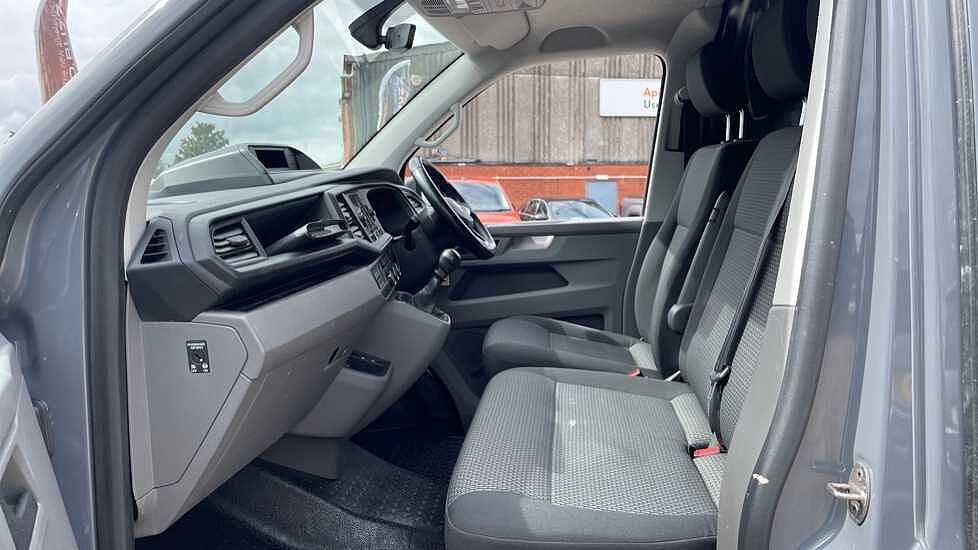 Volkswagen Transporter T28 Panel van Highline SWB 110 PS 2.0 TDI 5sp Manual