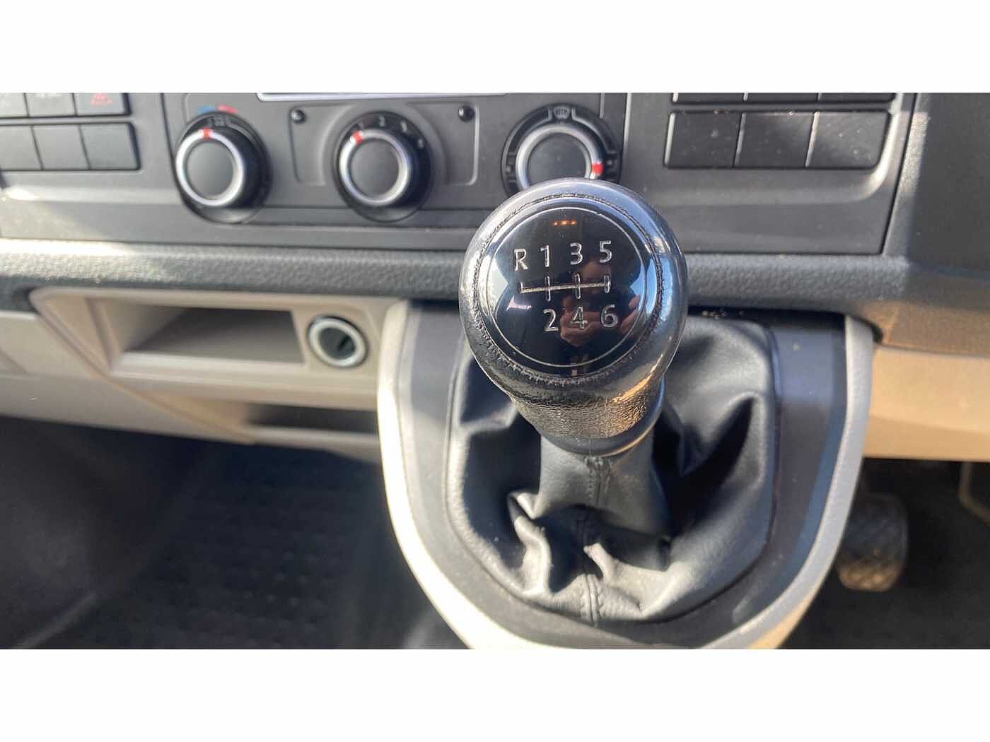 Volkswagen Transporter T28 Panel van Startline LWB 150 PS 2.0 TDI BMT 6sp Manual