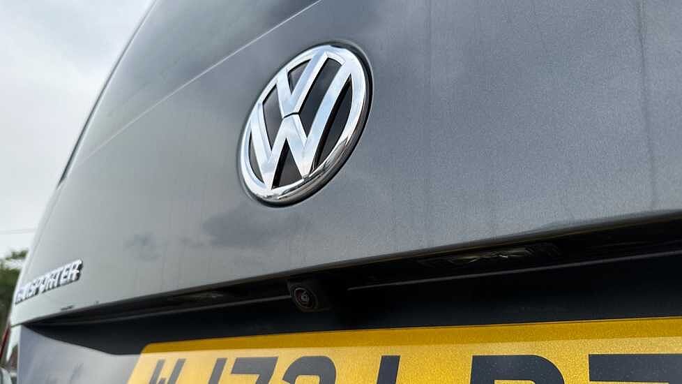 Volkswagen Transporter T32 Kombi Highline SWB 204 PS 2.0 TDI 7sp DSG