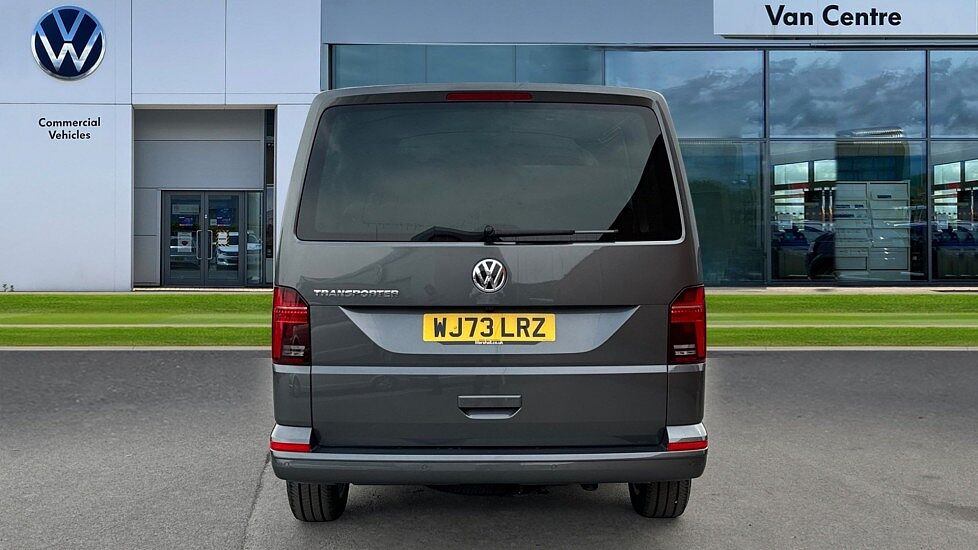 Volkswagen Transporter T32 Kombi Highline SWB 204 PS 2.0 TDI 7sp DSG