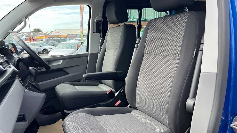 Volkswagen Transporter T32 Kombi van Highline SWB 204 PS 2.0 TDI 7sp DSG