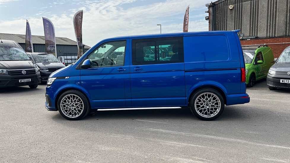 Volkswagen Transporter T32 Kombi van Highline SWB 204 PS 2.0 TDI 7sp DSG