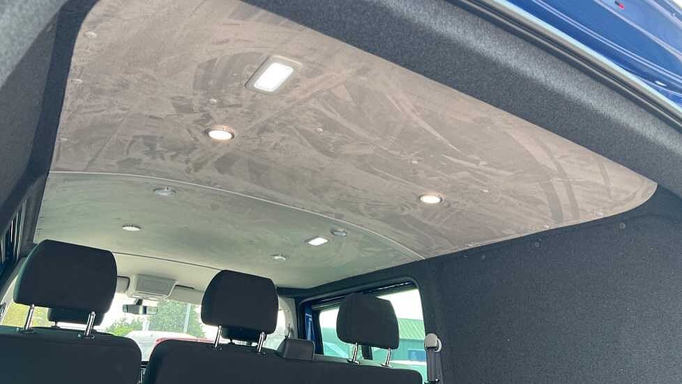 Volkswagen Transporter T32 Kombi van Highline SWB 204 PS 2.0 TDI 7sp DSG