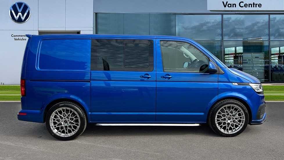 Volkswagen Transporter T32 Kombi van Highline SWB 204 PS 2.0 TDI 7sp DSG
