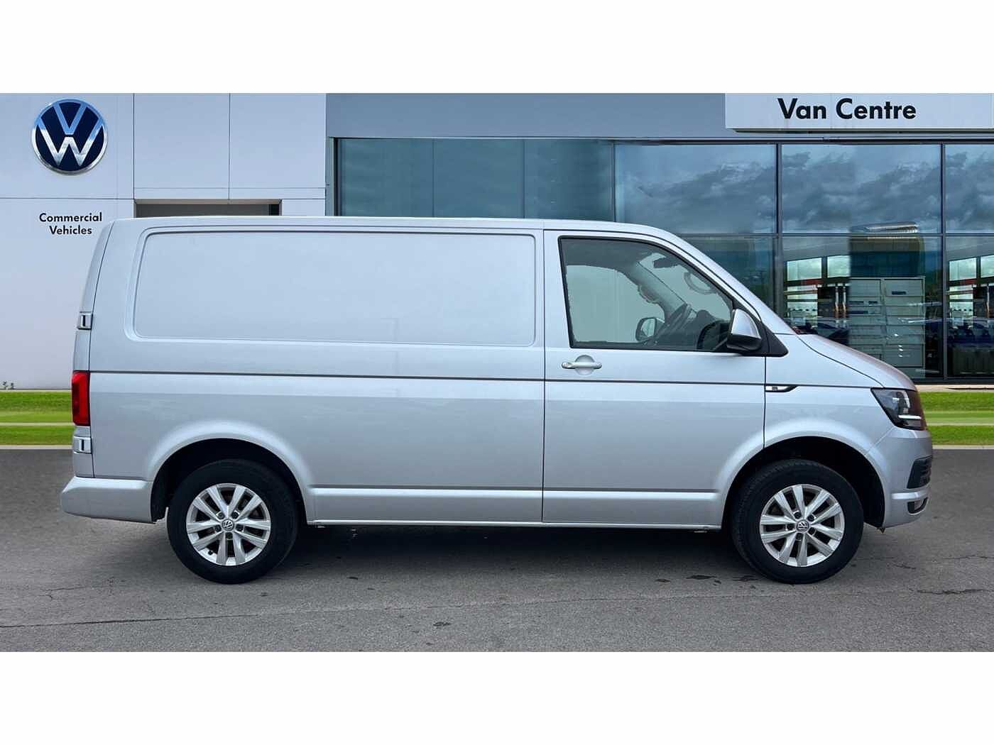 Volkswagen Transporter T28 Panel van Highline SWB EU6 150 PS 2.0 TDI BMT 6sp Manual