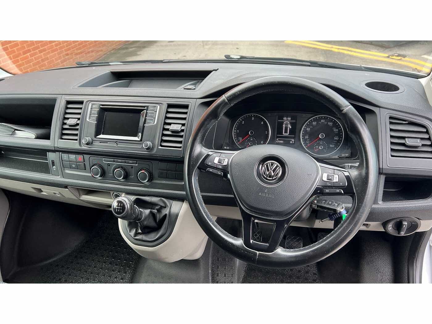 Volkswagen Transporter T28 Panel van Highline SWB EU6 150 PS 2.0 TDI BMT 6sp Manual