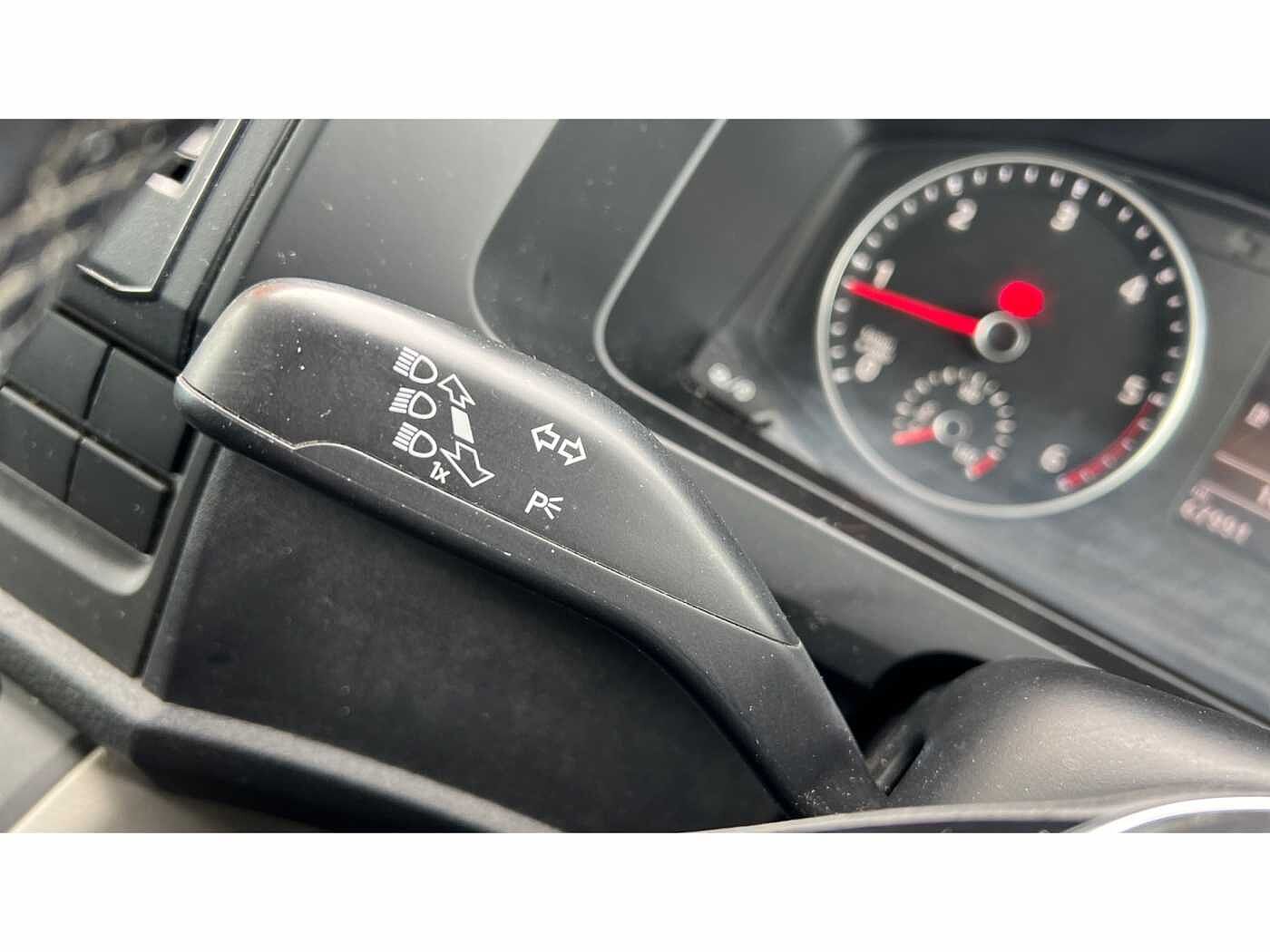 Volkswagen Transporter T28 Panel van Highline SWB EU6 150 PS 2.0 TDI BMT 6sp Manual